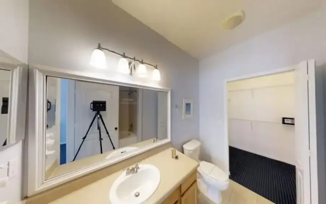 Runaway Beach 3013 B15.204