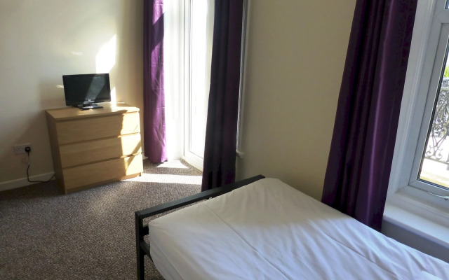 Esplanade Hotel - Clacton On Sea (Beachfront Hotel) by OYO