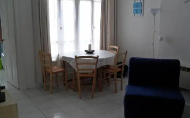 Studio 3 Pers. Proche de la Plage 72047
