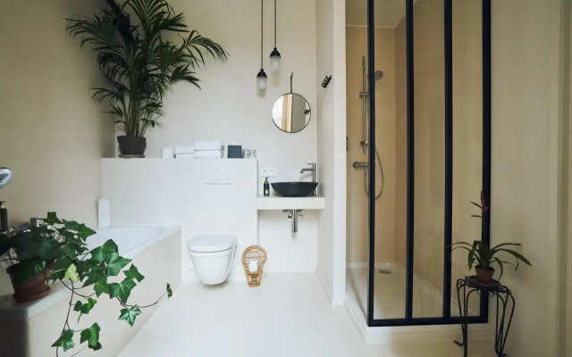 Latroupe Hotel Jardin Secret