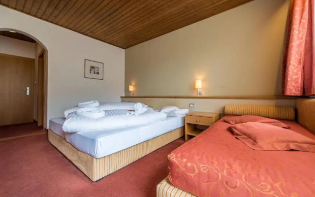 Hotel Taufers