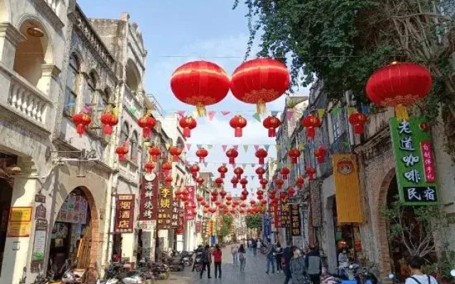 Beihai Clean and Comfortable Music Theme Baiyang Youth Hostel