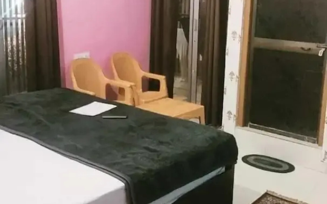 Premshi Guest House
