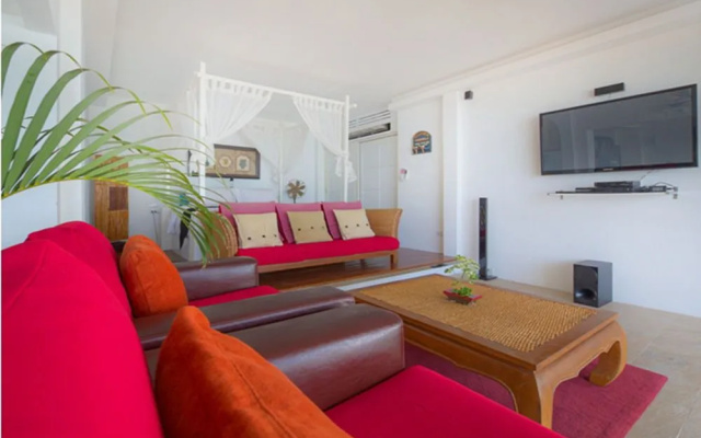 1 Bedroom Beach Front Villa Bangrak