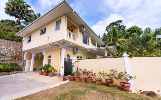 East Horizon Self-Catering in Mahe Island, Seychelles from 164$, photos, reviews - zenhotels.com hotel front