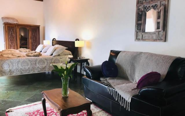 La Réserve Suites