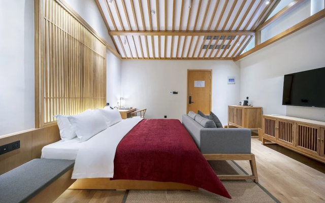 Qianna Qianxun Hotel(Zhengzhou High-tech Zone Xiliuhu )