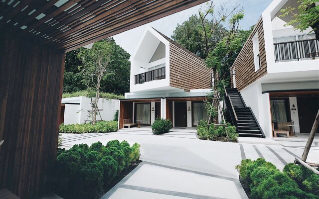 Отель Celes BeachFront Resort - Koh Samui Таиланд, Самуи - отзывы, цены и фото номеров - забронировать отель Celes BeachFront Resort - Koh Samui онлайн вид на фасад