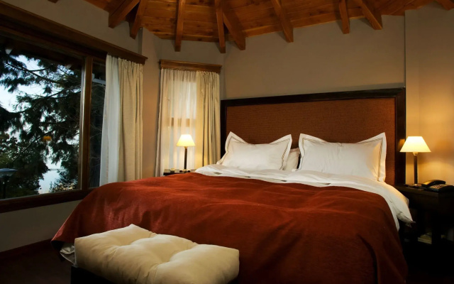 Bahia Paraiso Luxury Suites