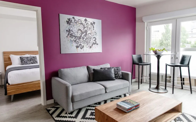Chroma Apartment