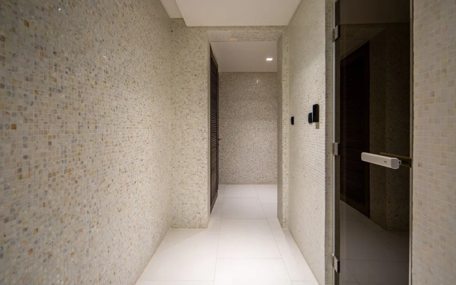 Posh & Spotless 1BR Apartment on Palm Jumeirah