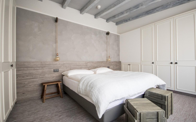 Seven Boutique Hotel