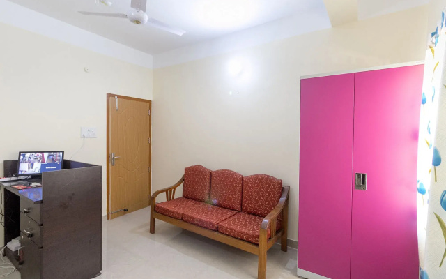 Home Stay Down Town By OYO Rooms