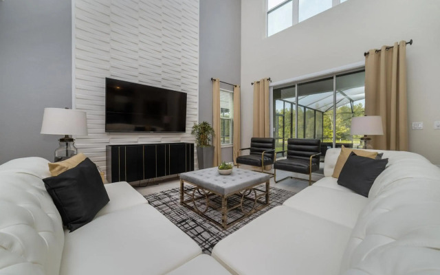 Villa W/private Pool &themed Rooms, Near Disney!