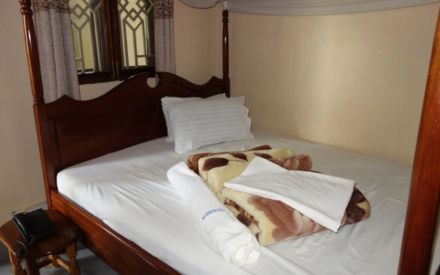Materwood Hotel