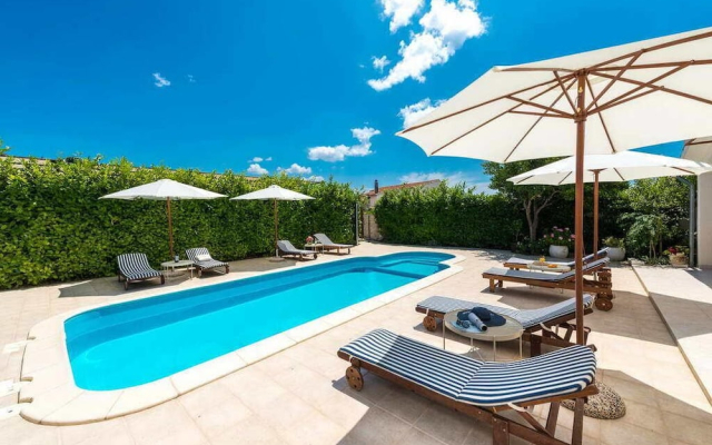 Villa Tina