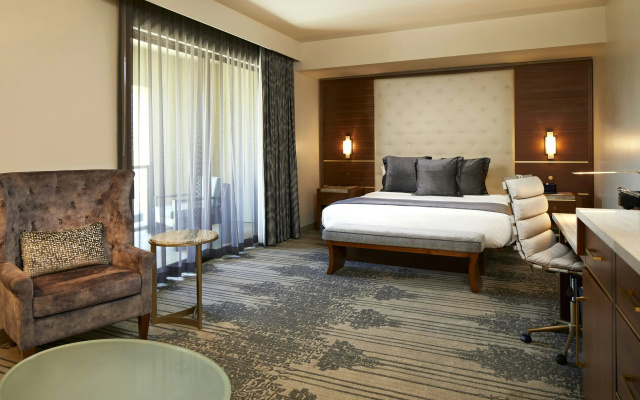Legacy Resort Hotel & Spa