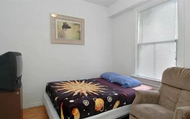 C&N Backpackers Hostel Vancouver