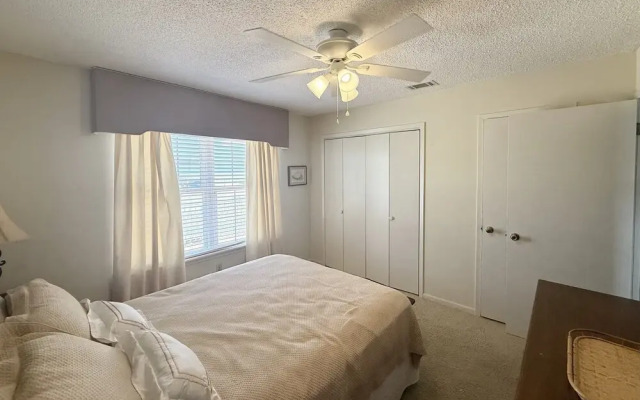 Windsail 6 Bedroom Home