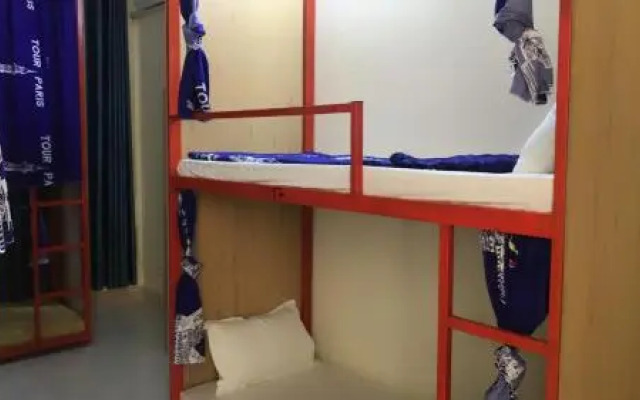 Felice Hostel