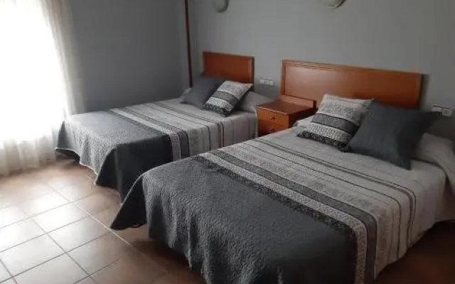 Hotel Los Leones