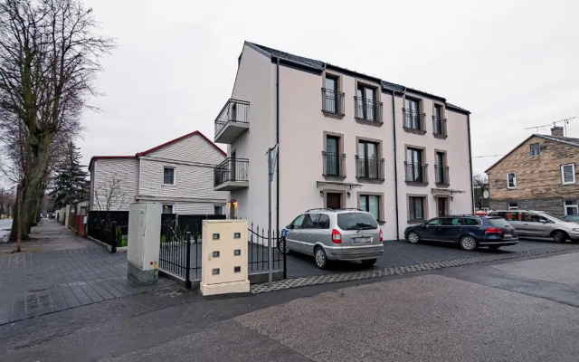 Owls Hill Apartment