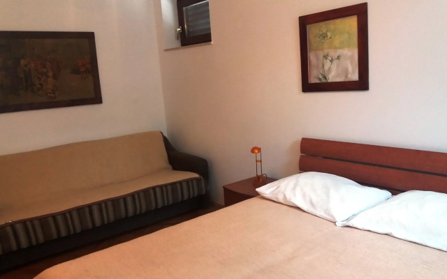 Apartments Nadica