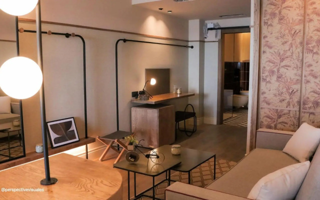 JovA Hotel