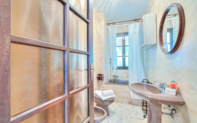 Casa Serena Park and Lake View