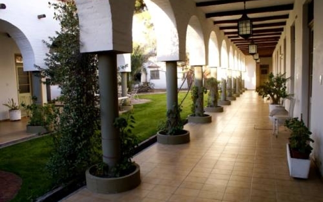 Hotel España Сан-Рафаэль вид на фасад