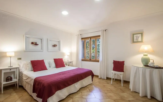 Gual house with private pool