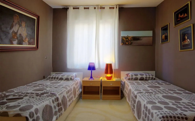 Art Apartment