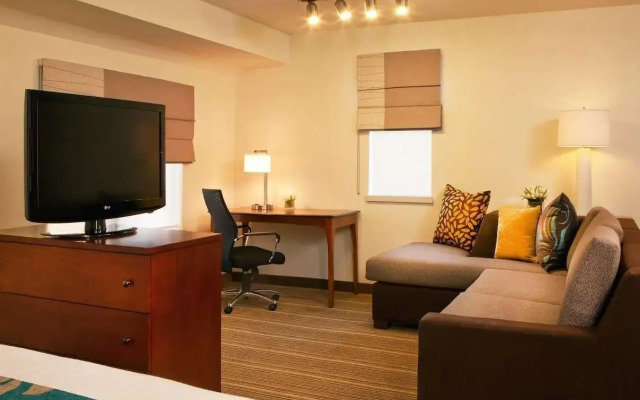 Tysons Corner Suites, A Baymont by Wyndham