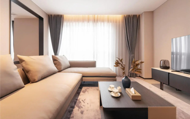 Cresasia Residence