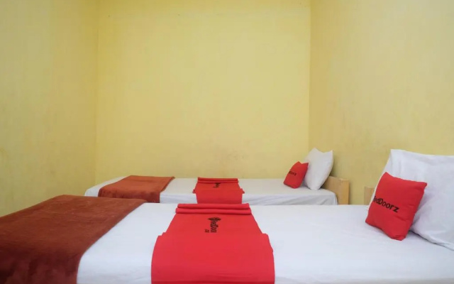 RedDoorz near Pelabuhan Nusantara Parepare