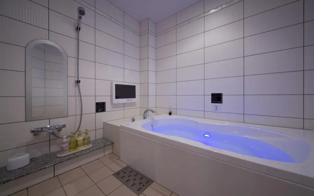 Jewel Hotel -luxury & Modern - Adults Only