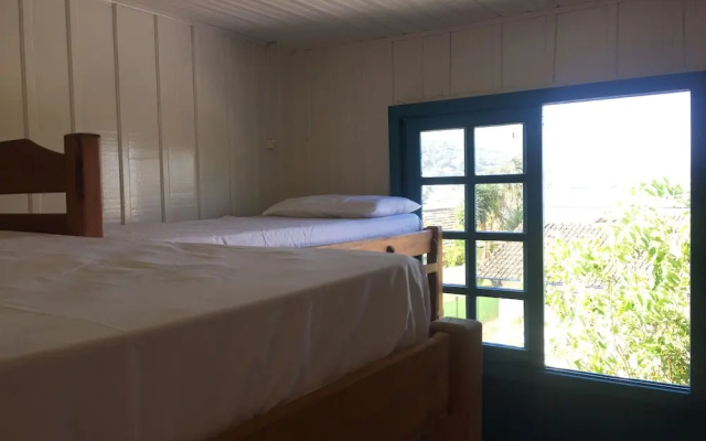 Mad Dog Hostel