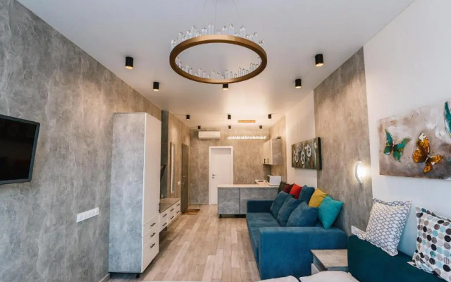 Royal Tower Luxurious Smart Residence (1)