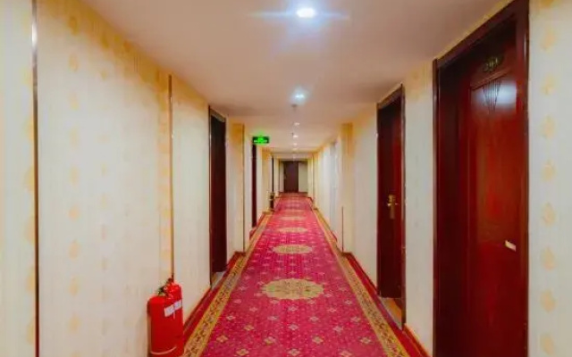 Lanzhou Anjingyuan Hotel (Huanghe Mother Sculpture Xiaoxihu Subway Station)