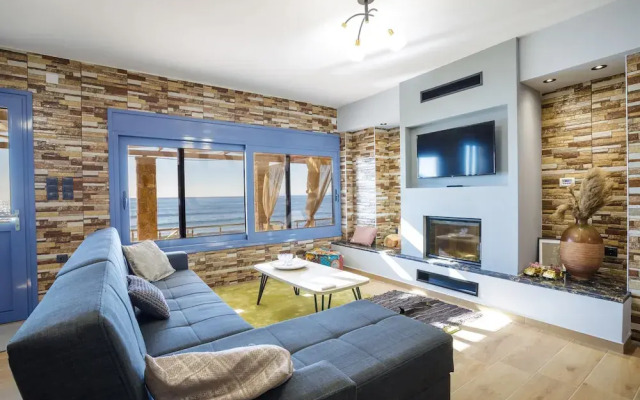 Maritinas Stone Apartment On The Beach