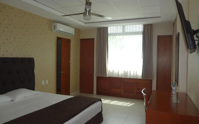 Hotel Civic Express