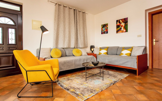 Apartments Sinisa
