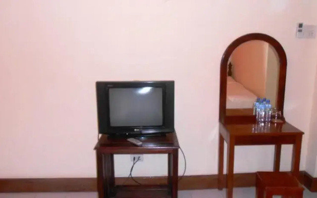 Oudomsab Guesthouse & Restaurant