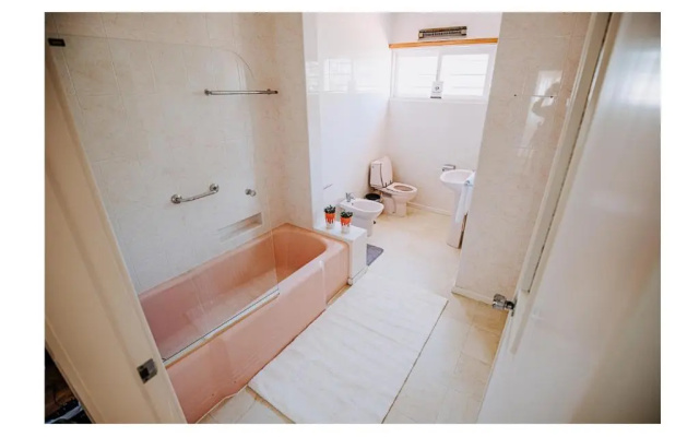 Regina Surf House - Villas with Private Pool