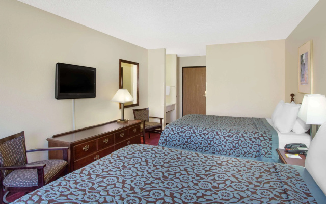 Days Inn by Wyndham Jackson