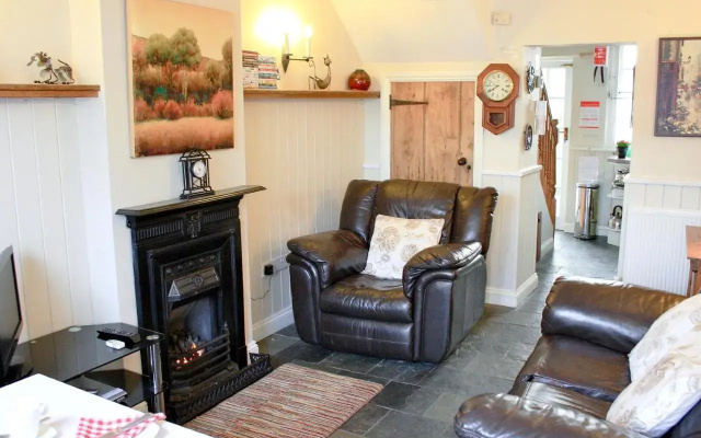 Tanner'S Cottage