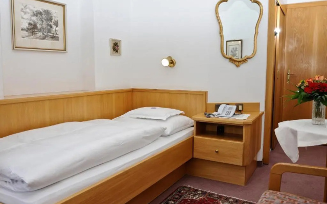 Hotel Helga