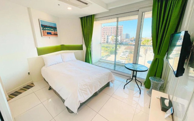 Hamdeok Beach Stay Jeju