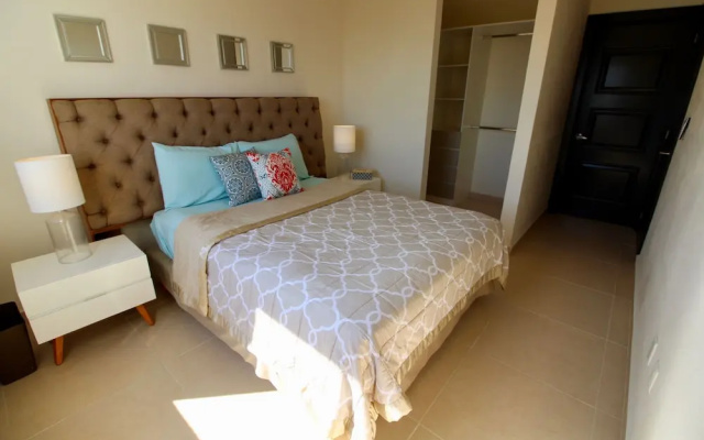 Selvanova 3 bedroom Condo & Casa Club