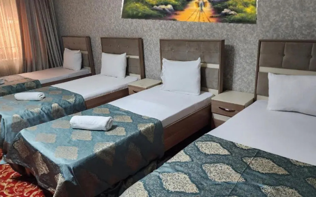 Golden Rose Hotel
